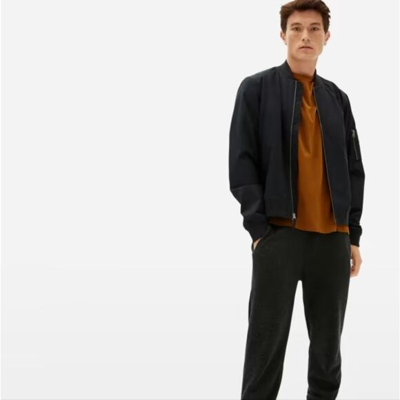 NWT Everlane The Uniform Bomber Jacket Small Black Water-Resistant Sustainable - Picture 3 of 11